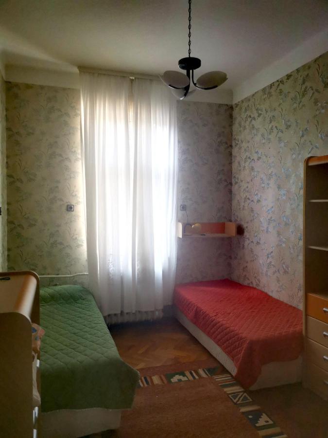 бенди Apartment Sofia
