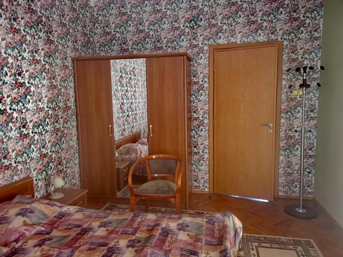 бенди Apartment Sofia